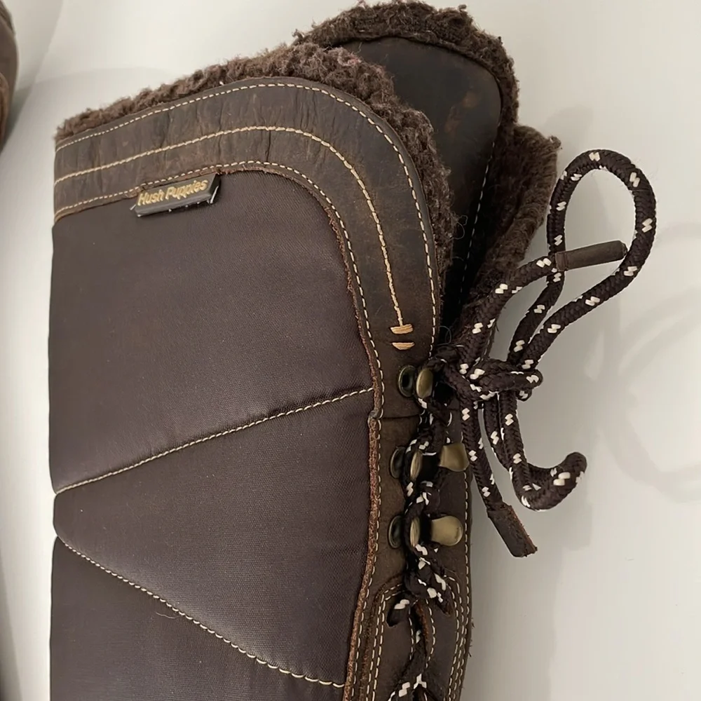 Hush Puppies Women's Size 7 medium brown Hilde Hyde Snow Boot with‎ wedge heel.